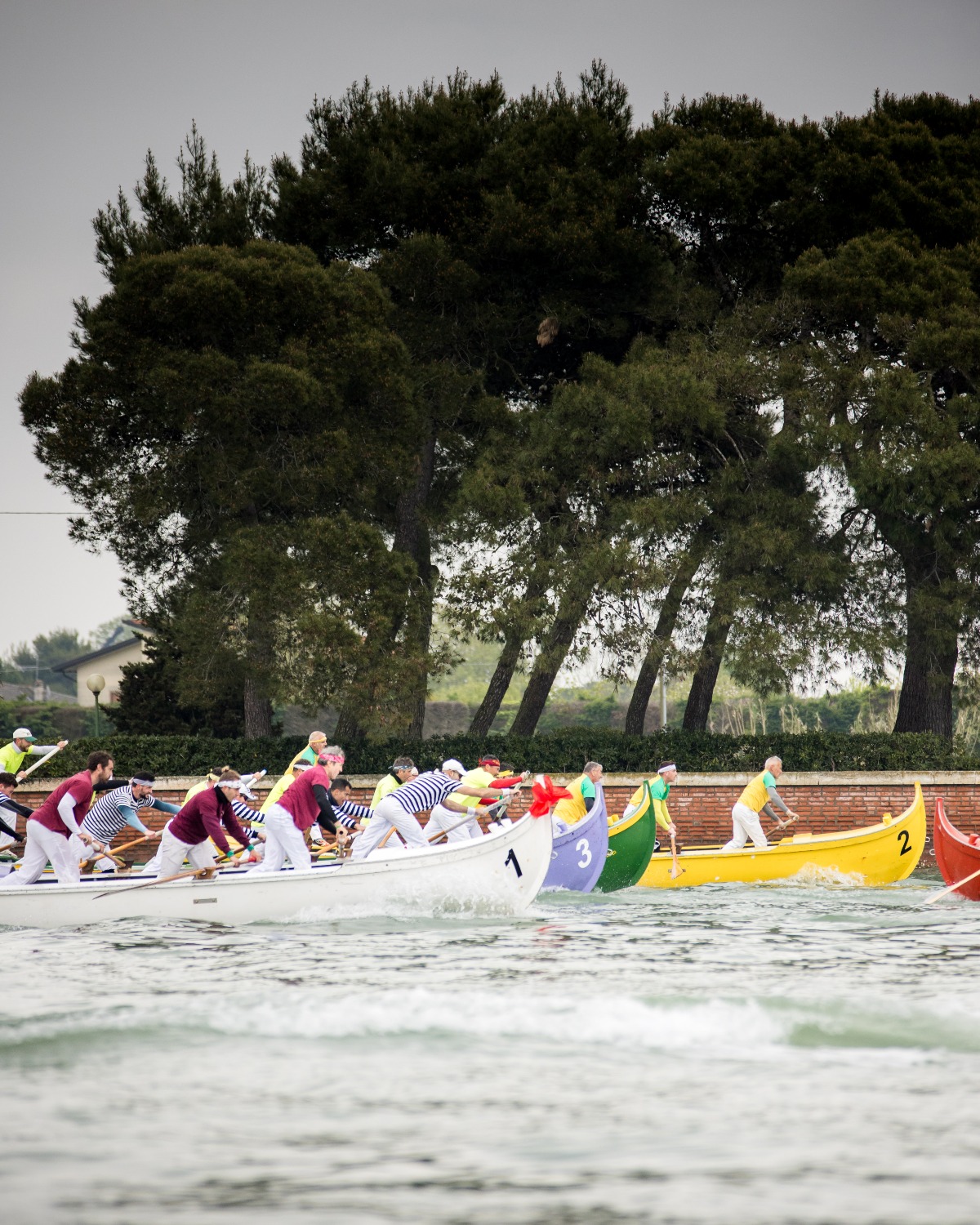 Spettacolo in laguna: a Punta Sabbioni la rievocazione della regata storica 1951-1971 - 