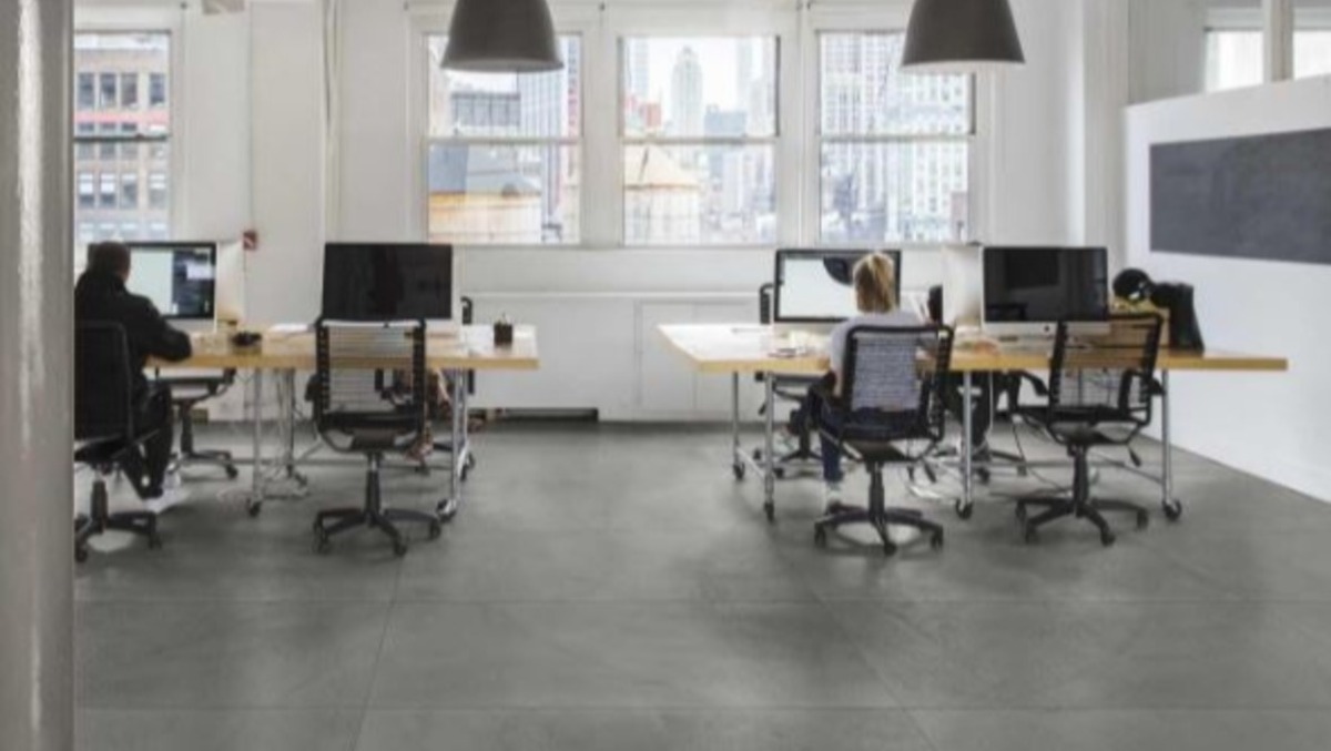 Trend pavimenti e rivestimenti in gres porcellanato al Salone del Mobile 2026 - 