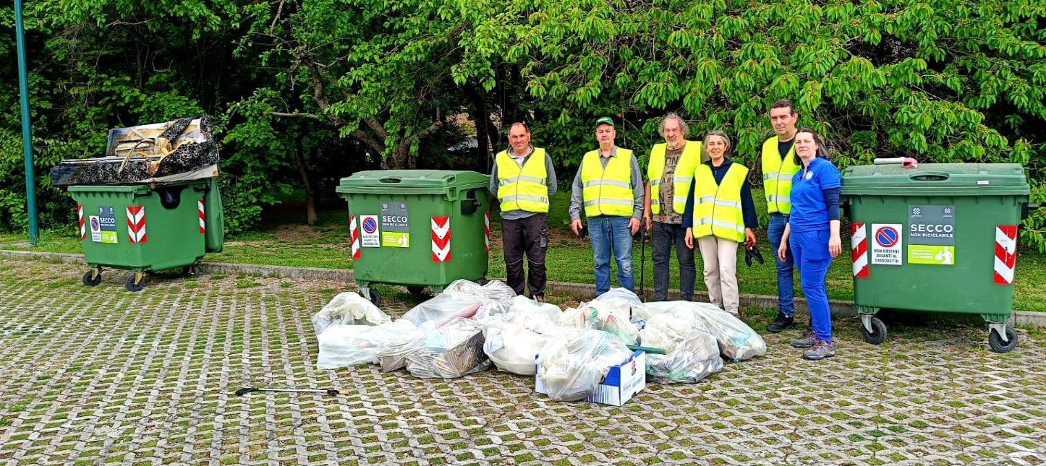 San Biagio di Callalta, giornata ecologica: tra i rifiuti recuperato anche un divano - 