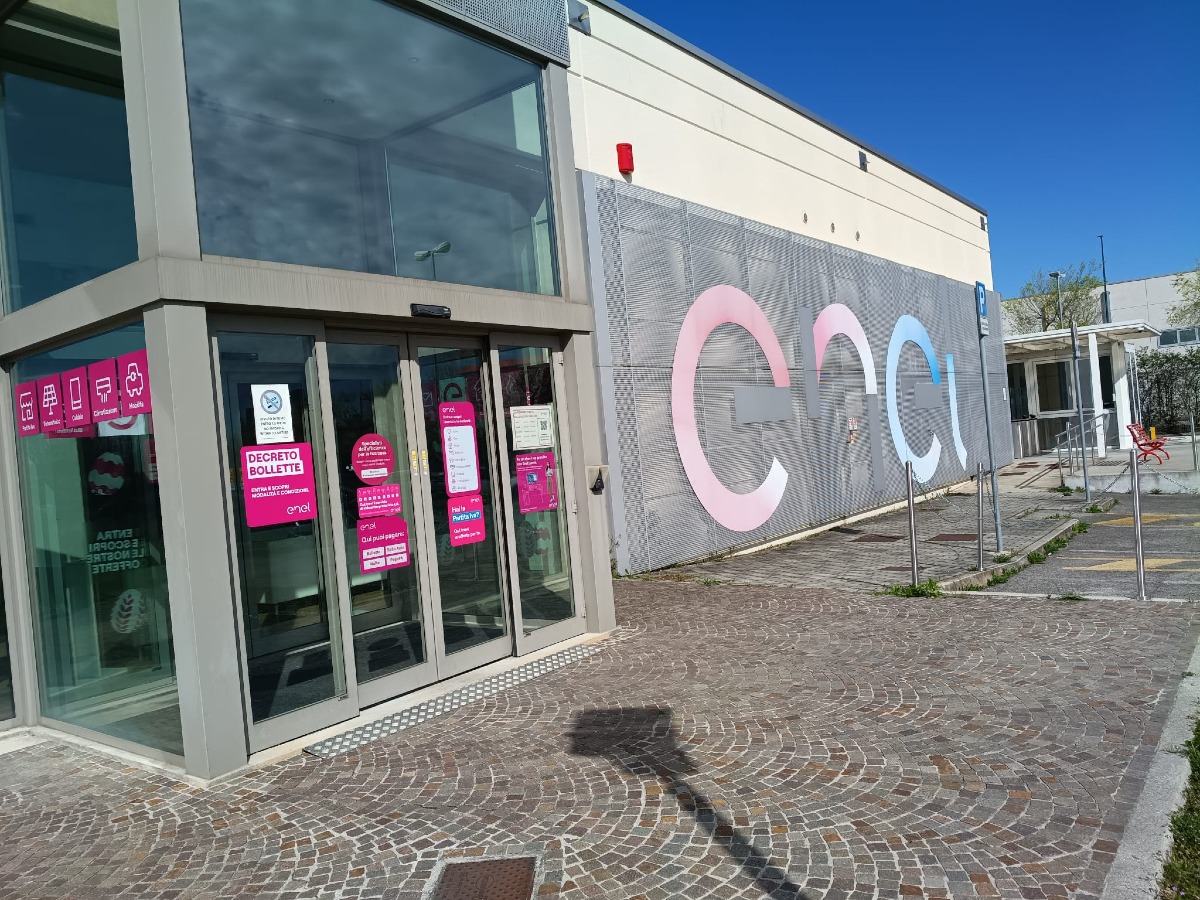 Enel e Carabinieri a Mestre: incontro aperto per difendersi da phishing e spoofing - 