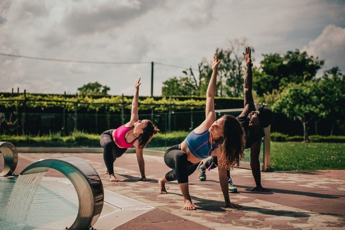 Campo dei Girasoli, weekend tra swing, letture e circo: il programma del 25-26 aprile - 