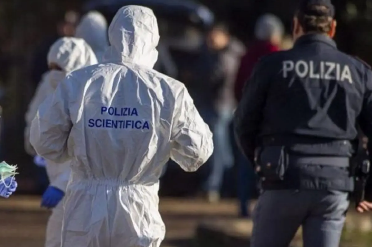 Trovato un cadavere in una casa: il corpo nel locale caldaia - 