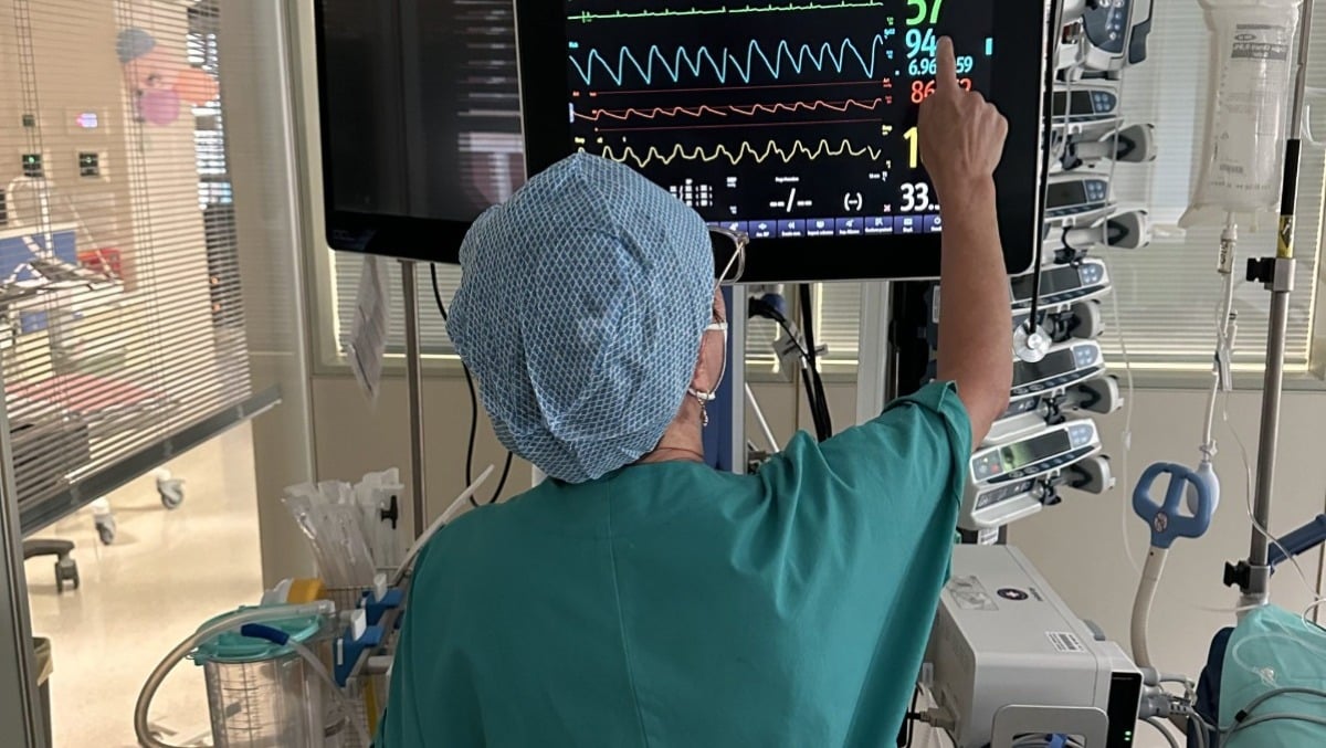 Bimba travolta dal tosaerba a Loria, amputata una gamba: resta gravissima - 