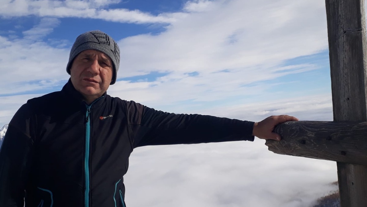 Vigile del fuoco stroncato da malore in bici: Orlando lascia 3 figlie - 