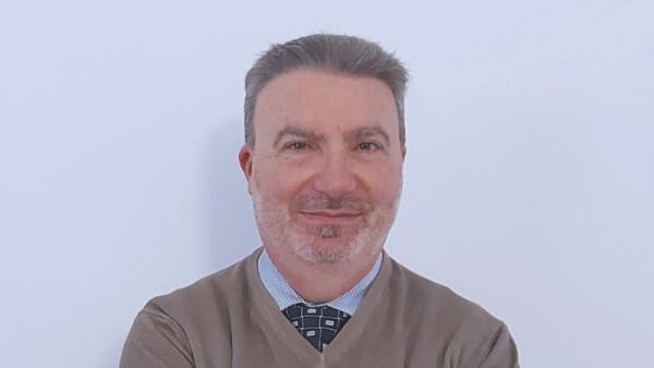 Dalla medicina alla poesia: Nicola Forte presenta "Il viaggio" a Portogruaro