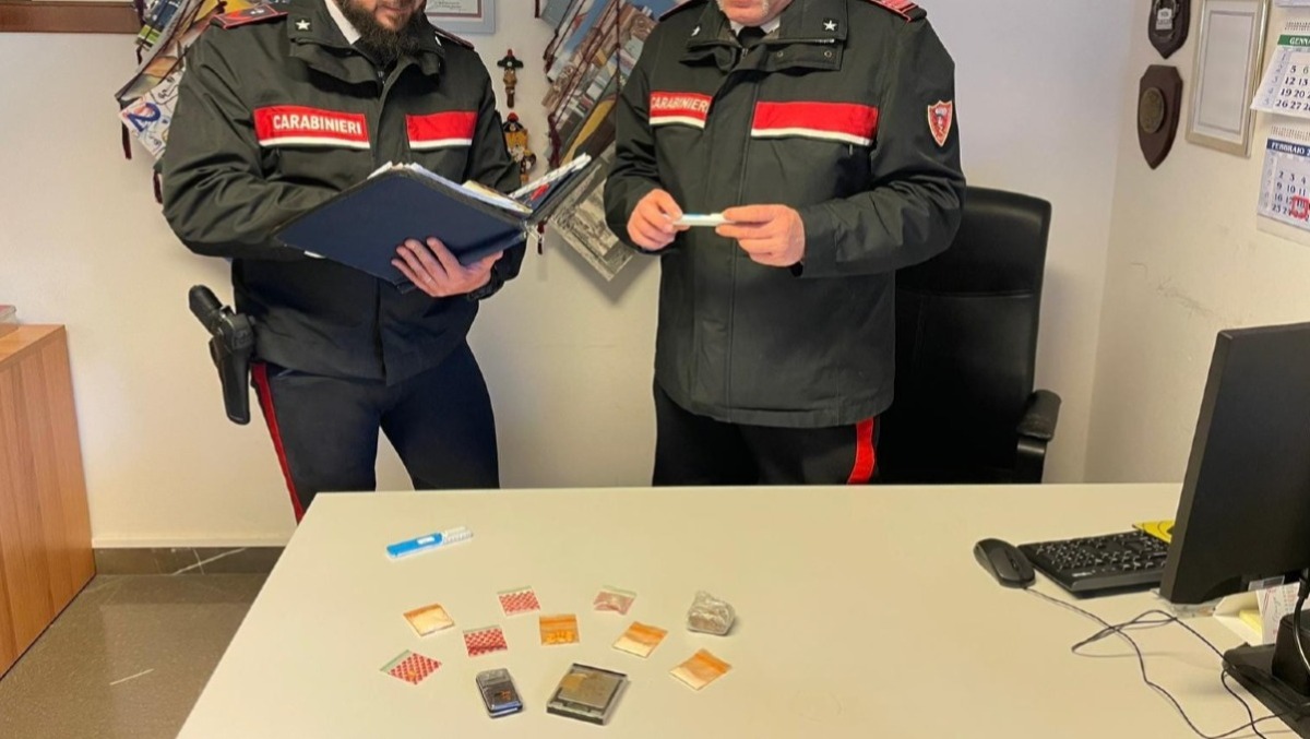 Cividale, soccorsi per un malore: nell’alloggio trovate diverse droghe, denunciato un 38enne - 