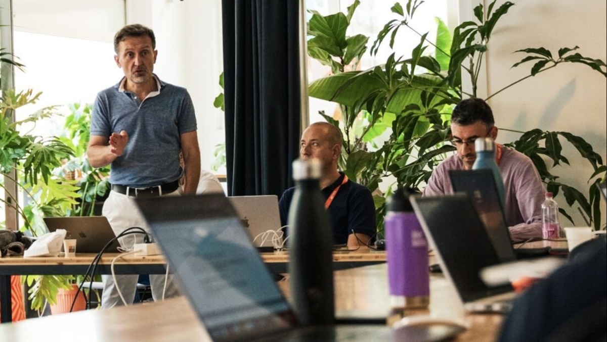 IA nel Nord Est: poche imprese con un piano e grande bisogno di formazione - 