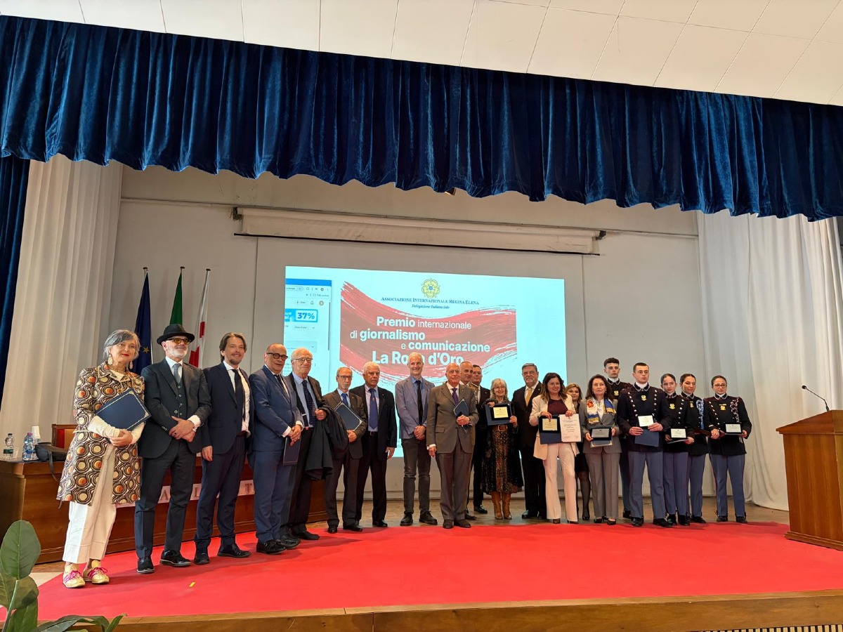 CONCLUSA LA NONA EDIZIONE DEL PREMIO INTERNAZIONALE DI GIORNALISMO E COMUNICAZIONE” LA ROSA D’ORO”