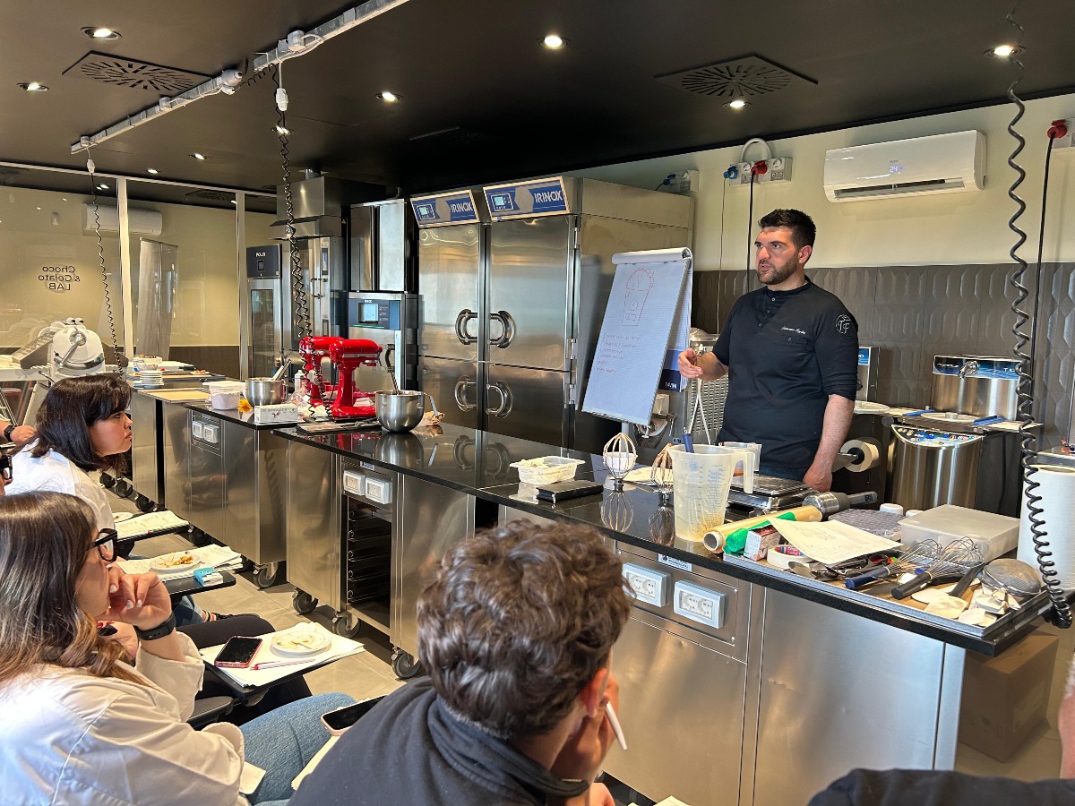 SOLD OUT PER TOMMASO FOGLIA  A  ETICA ACADEMY