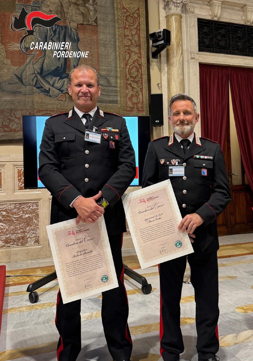 CARABINIERI SCIATORI DI PIANCAVALLO (PN) PREMIATI A ROMA