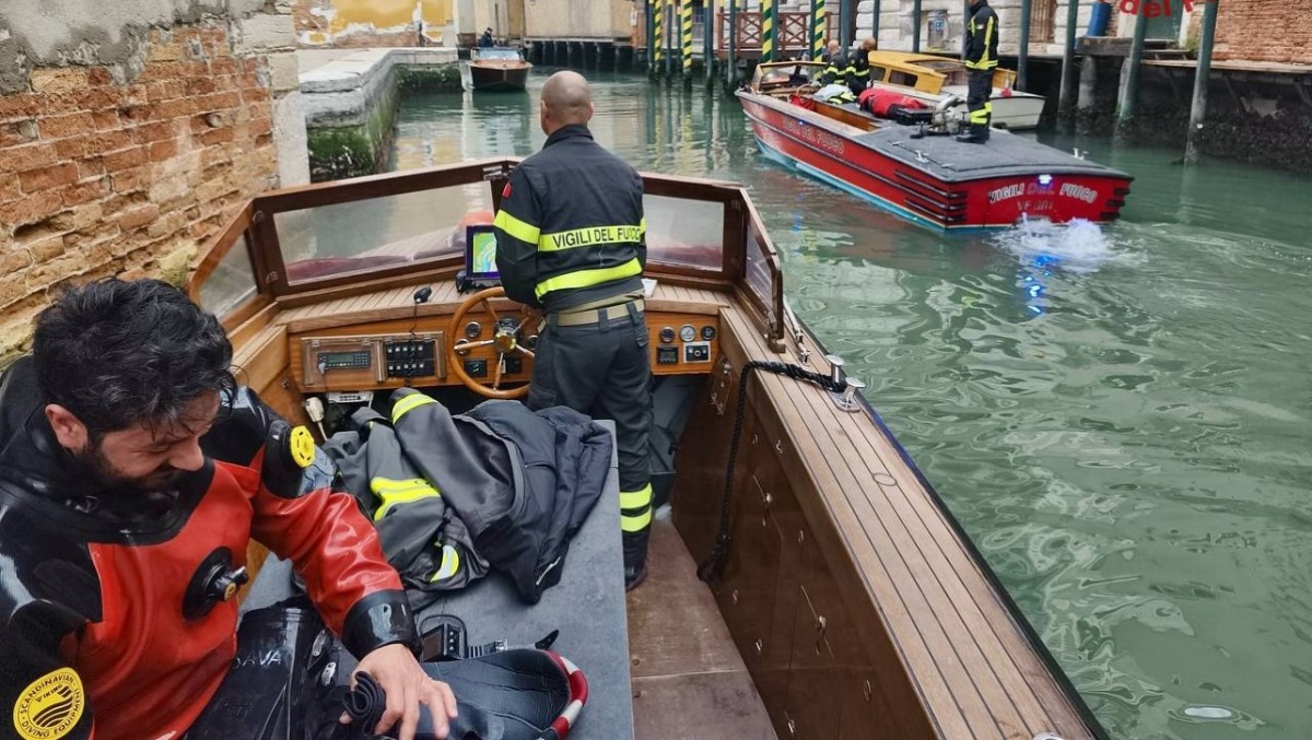 Tre amici finiscono in acqua, muore un ragazzo di 20 anni. Salvati gli altri due - 