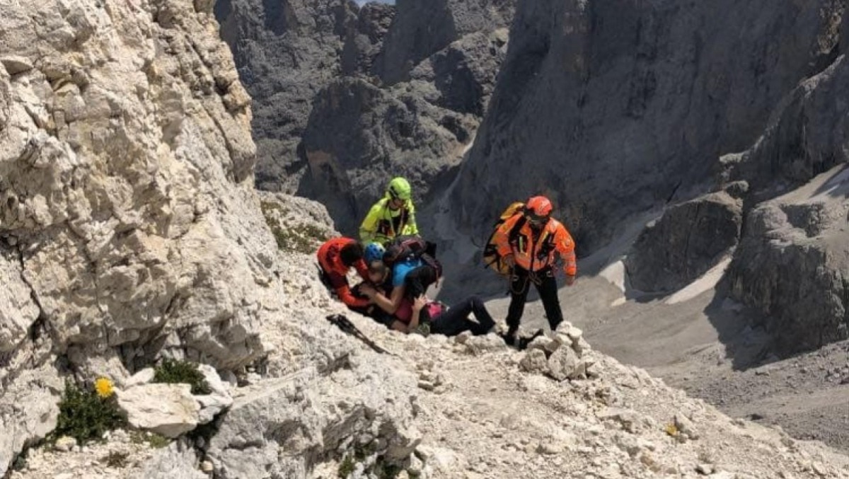 Soccorso alpino Veneto, nel 2025 soccorse 1.354 persone - 