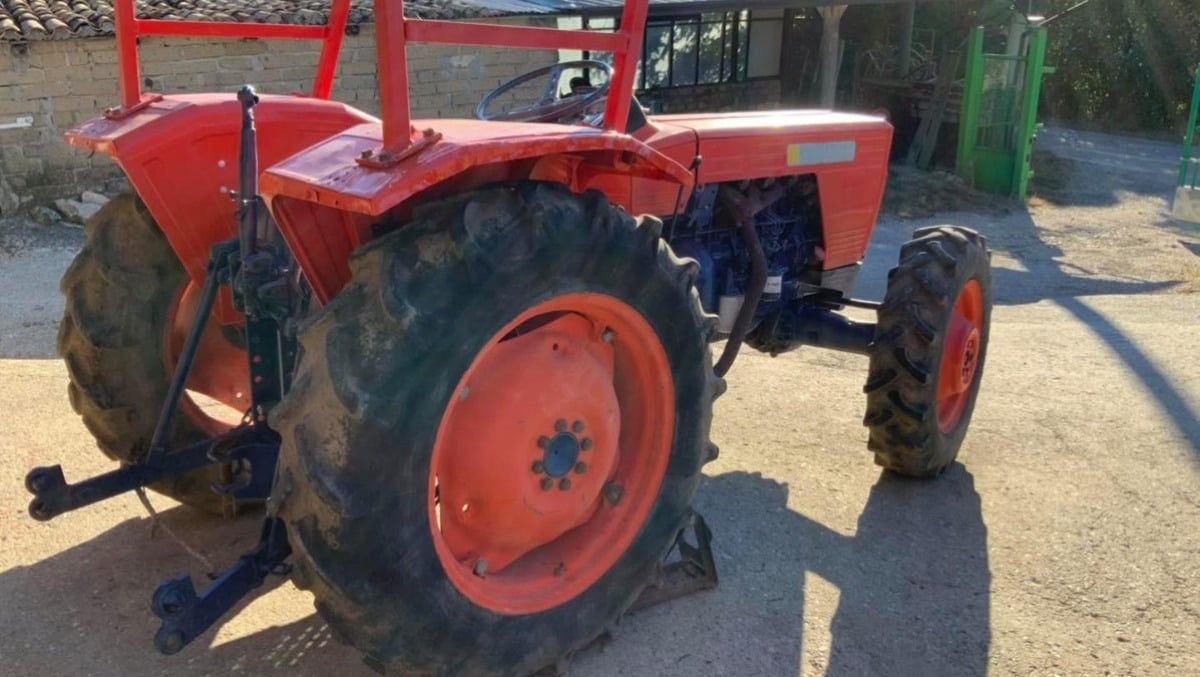 Beccato sul trattore ubriaco e senza patente: «era già stato fermato il giorno prima» - 