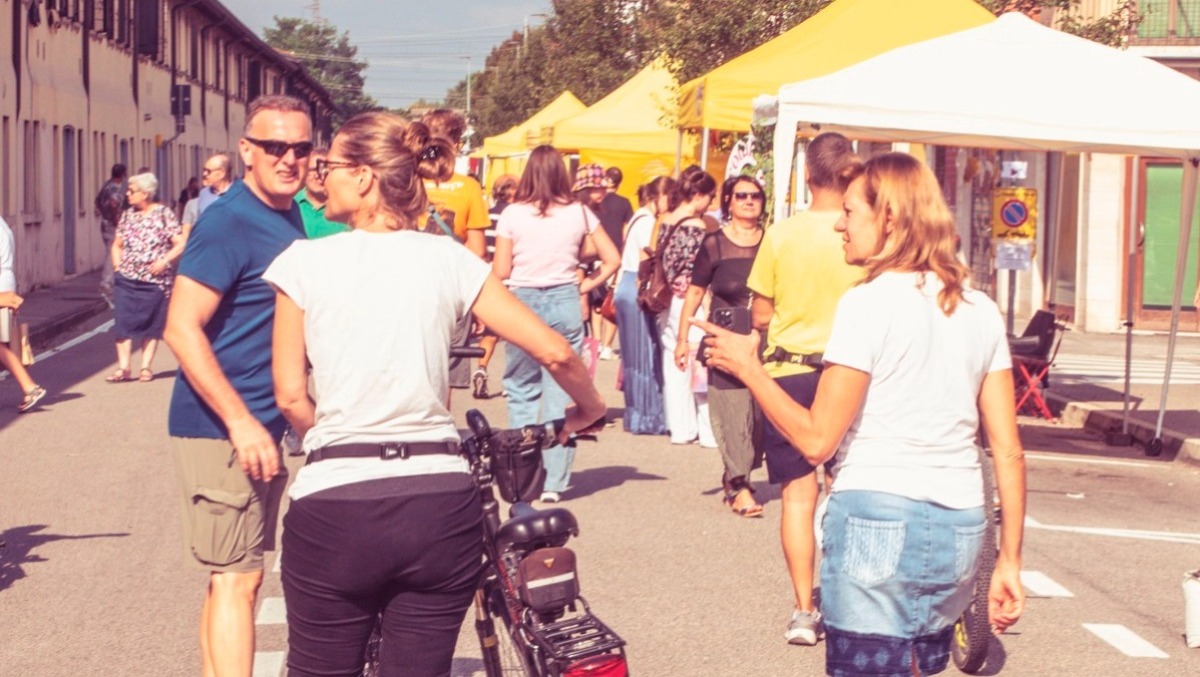Via Bezzecca pedonale per Borgo del Talco: mercato, swing e laboratori - 