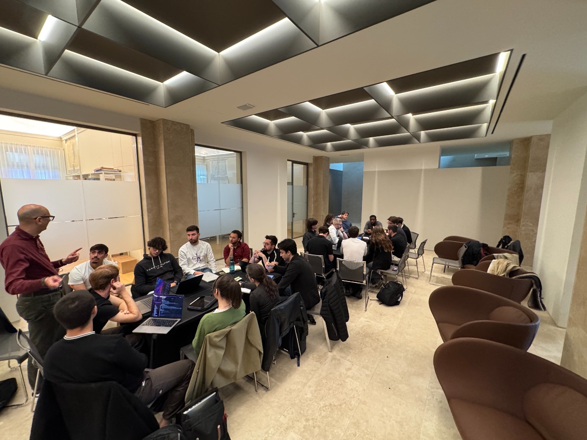 A Udine 50 studenti al lavoro su intelligenza artificiale e innovazione digitale - 