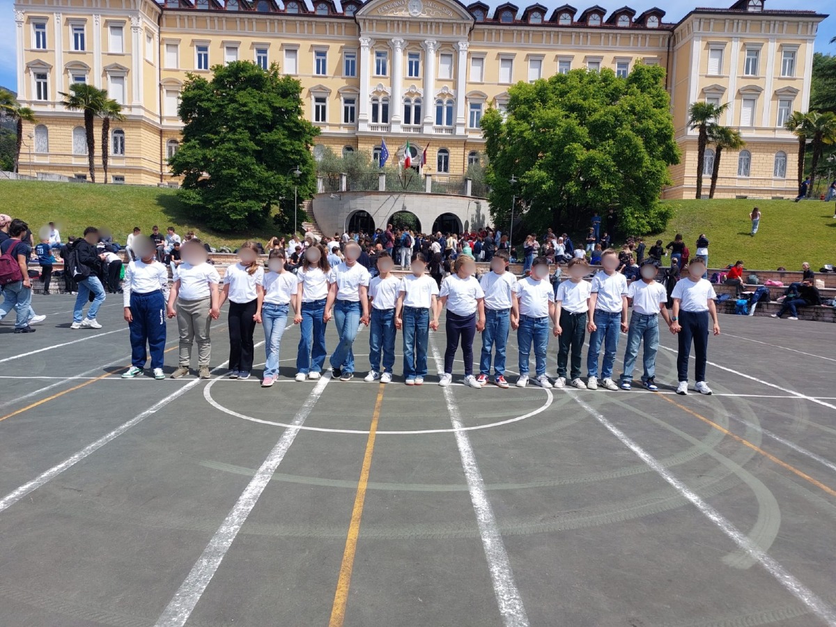 Giochi logici, la primaria L. Milani di Farra di Soligo vince a Trento - 