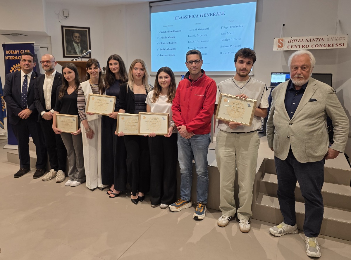Pordenone, premiati i vincitori della tredicesima edizione di “Vinci un Tutor” - 