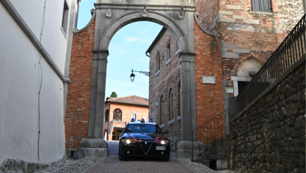Evade dai domiciliari, ma viene trovato dai Carabinieri di Udine - 