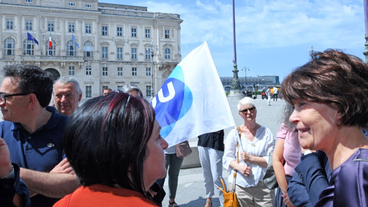 StarTech, a Trieste lavoratori in presidio: attese risposte decisive il 9 giugno - 