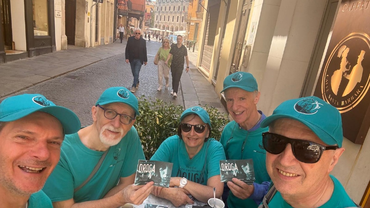 Vicenza, opuscoli in centro contro la droga tra i giovani: l'iniziativa dei volontari - 