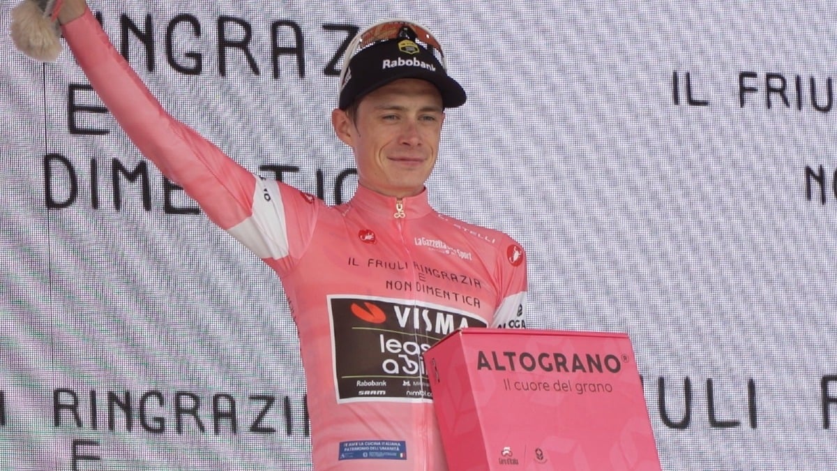 Giro d’Italia, Piancavallo abbraccia Vingegaard: il Friuli commuove la Corsa Rosa