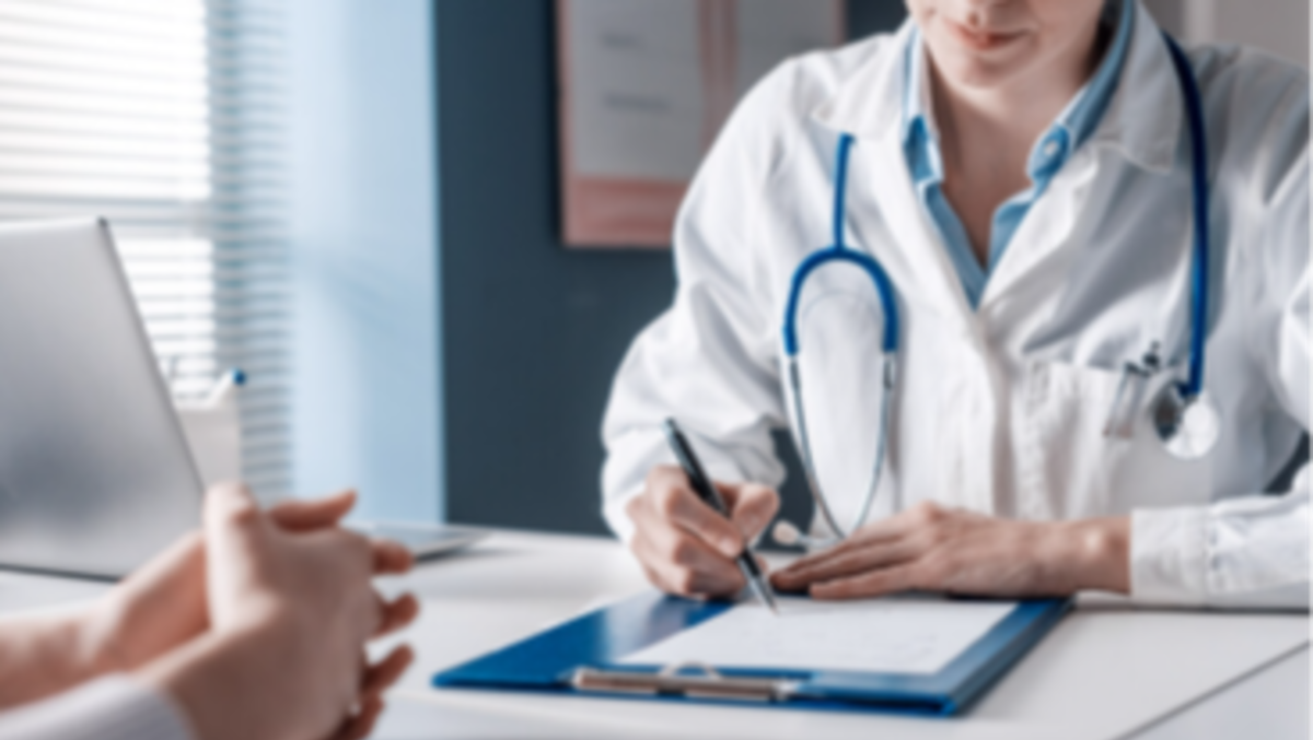 Padova, condanne per titoli professionali non validi: coinvolti tre medici e un intermediario - 