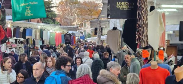 Gli Ambulanti di Forte dei Marmi tornano a Venezia Mestre: «mercato di qualità»