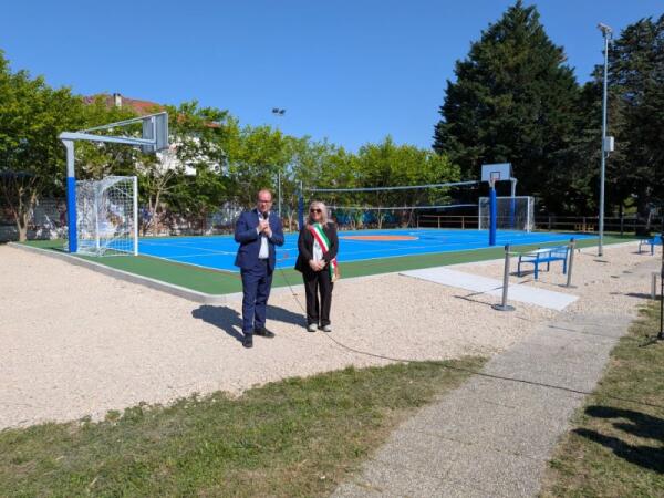 A Muzzana un nuovo spazio libero per giocare e incontrarsi: aperto il campo del Parco Daniela Mauro
