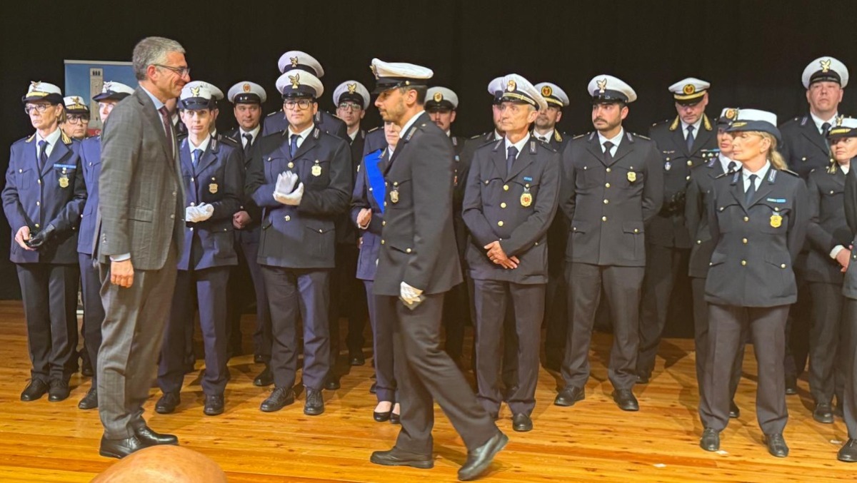 Udine, encomio regionale a tre agenti: decisivo l’intervento dopo una rapina in negozio - 