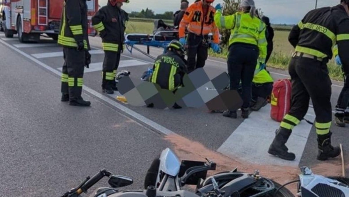 Jesolo, schianto tra una vettura e una moto in via Adriatico: ferito il motociclista - 