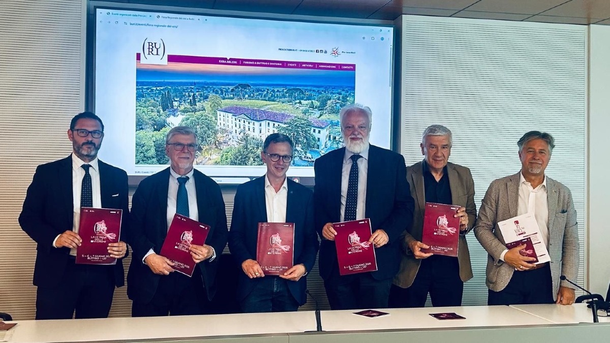 Buttrio, il vino torna protagonista: a giugno tre giornate tra degustazioni, incontri e appuntamenti nel parco di Villa di Toppo Florio - 