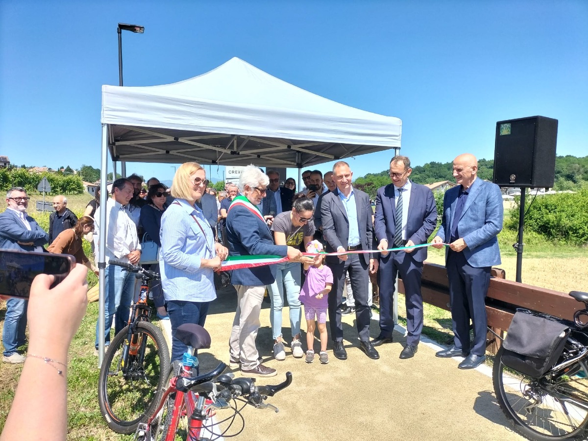 Crevada, nuovo tassello per la mobilità lenta: aperto il tratto ciclopedonale sulla Provinciale 38 - 