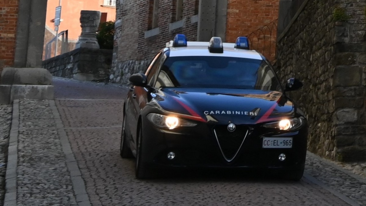 Majano, insulti ai carabinieri durante un intervento per rumori: denunciata una 36enne - 