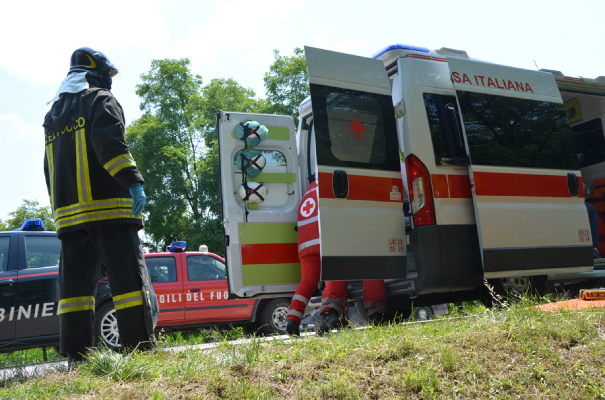 Caprino Veronese, schianto tra moto e furgone: perde la vita Elia Sarzi Braga, aveva 23 anni - 