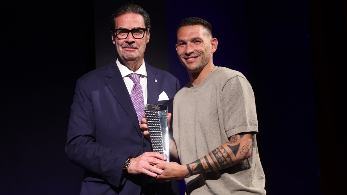 Treviso celebra Scotto: a Roma il bomber biancoceleste conquista il premio di miglior attaccante di Serie D - 