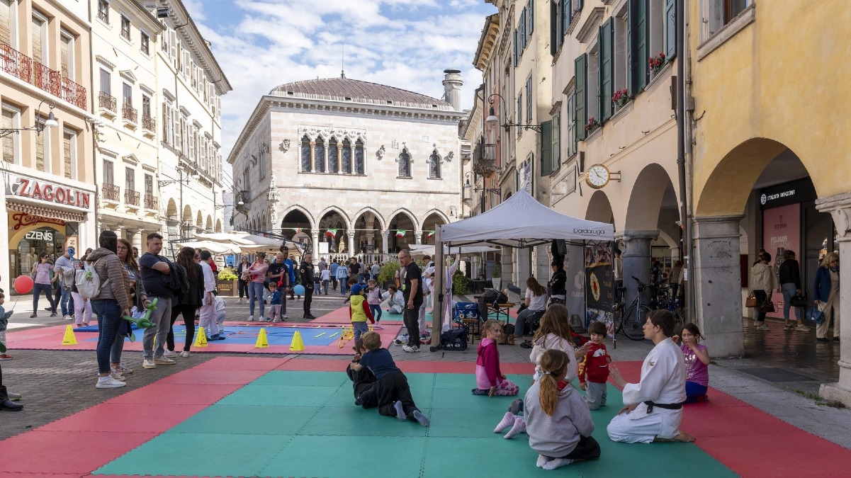 Udine trasforma il centro in un grande spazio di gioco: il 30 maggio l’anteprima della Notte dei Lettori - 