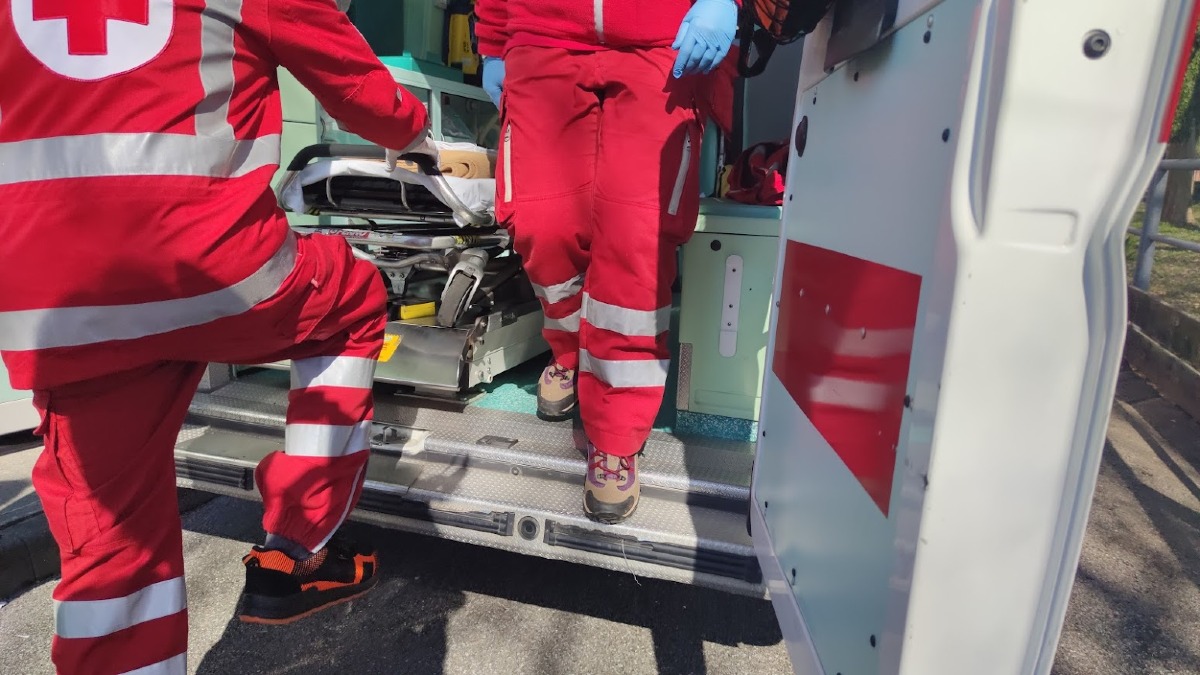 Caorle, schianto sul collegamento di Porto Santa Margherita: motociclista in ospedale - 