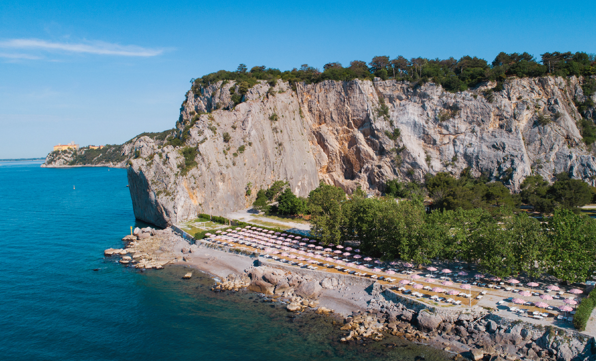 Sistiana si prepara all’estate: dal 15 maggio ripartono gli accessi al Parco Caravella - 