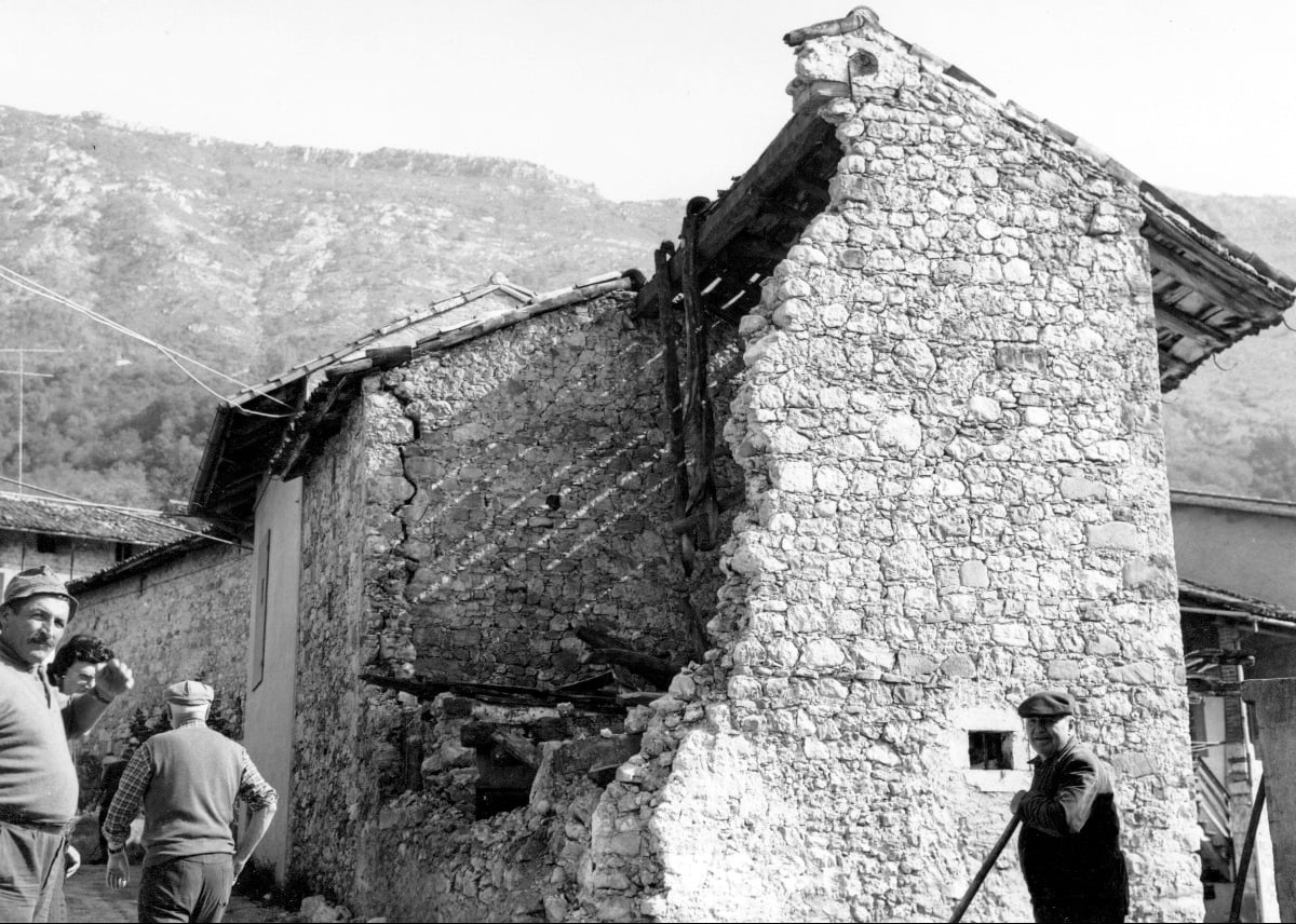 Meduno, due giornate per i 50 anni del sisma: studenti, mostra nel paese e un momento di silenzio alle 21.02 - 