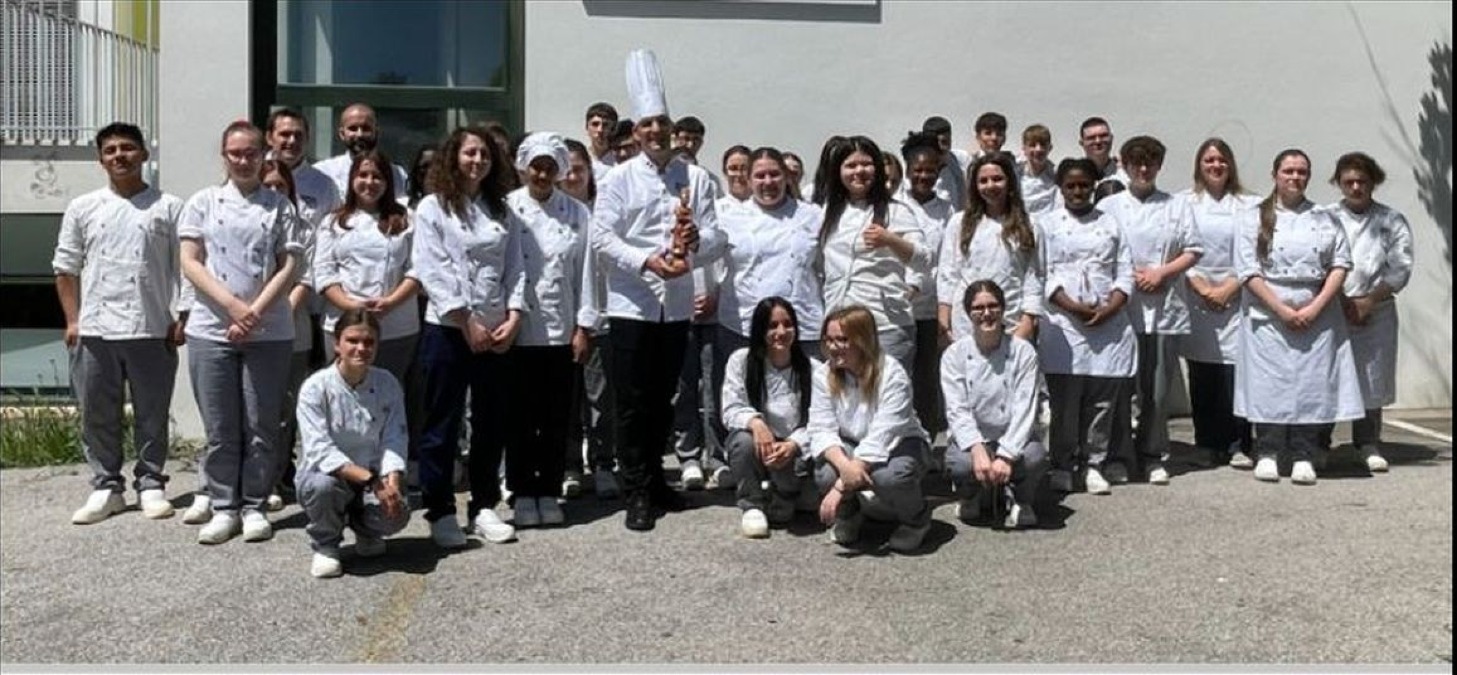 Ad Aviano una lezione di cucina e mestiere con Matteo Terranova: gli studenti Ial guardano all’Europa - 