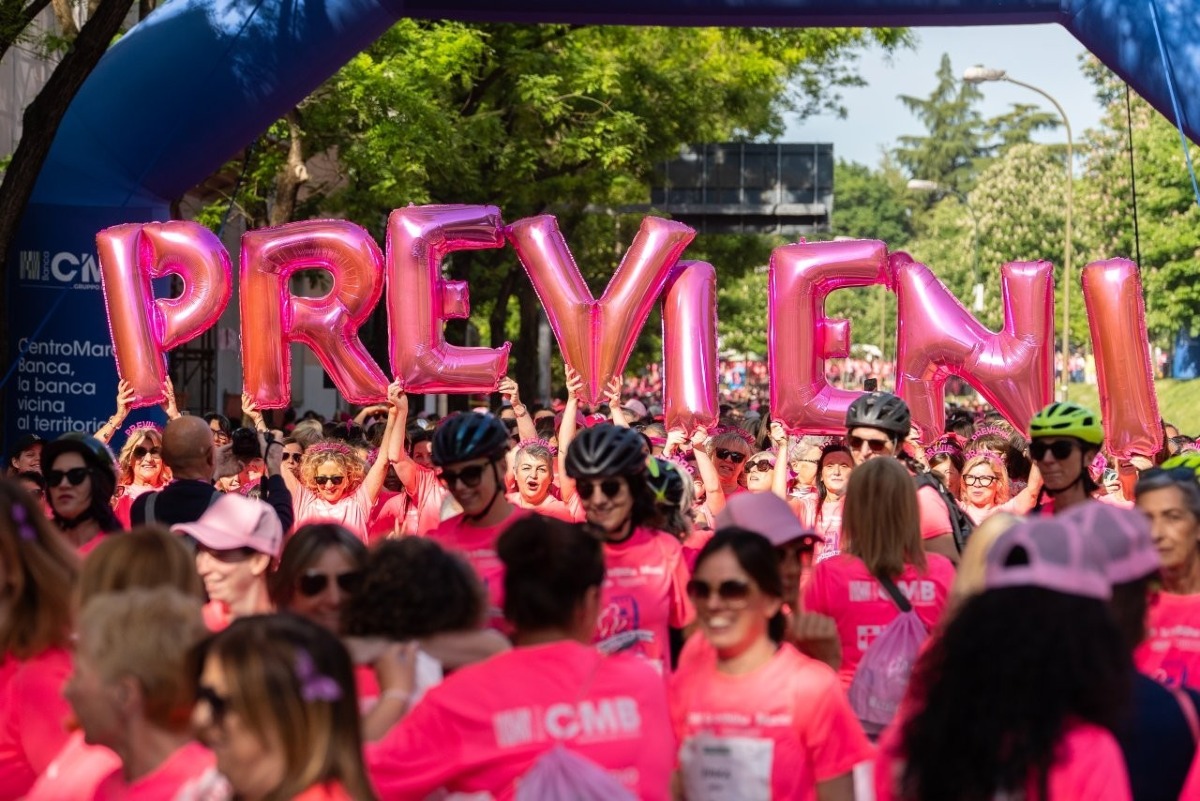 TREVISO È DONNA: IN 10.000 PER LA GRANDE FESTA ROSA TRA DIVERTIMENTO E SOLIDARIETÀ