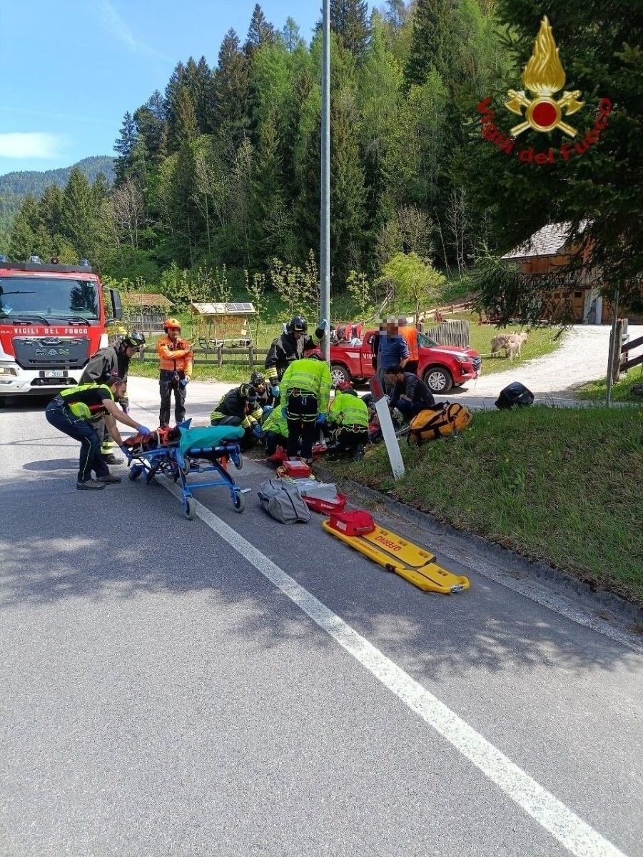 CIMA GOGNA AURONZO DI CADORE BL – INCIDENTE STRADALE, UN FERITO