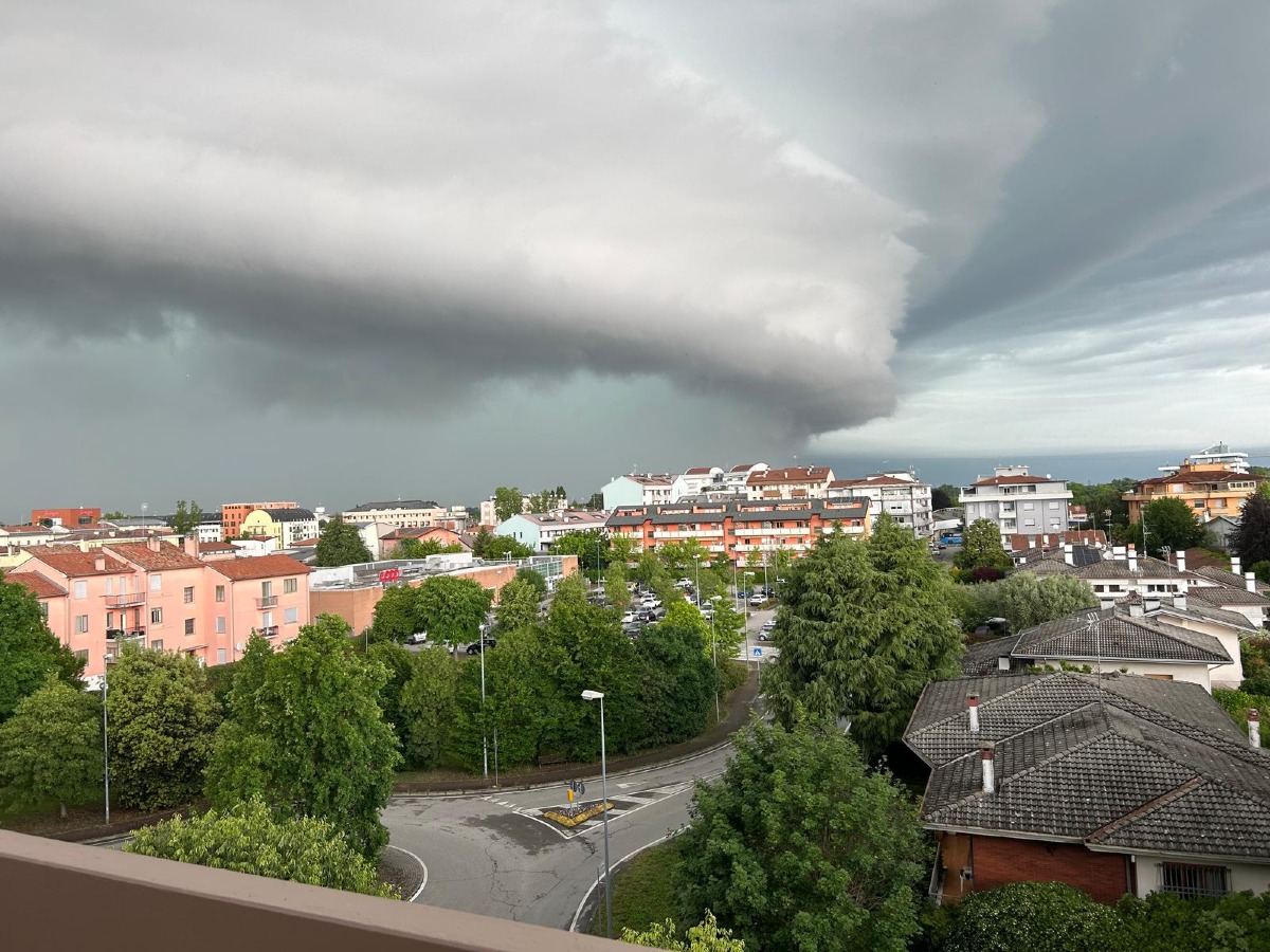 MALTEMPO FVG VENETO 12 MAGGIO 226