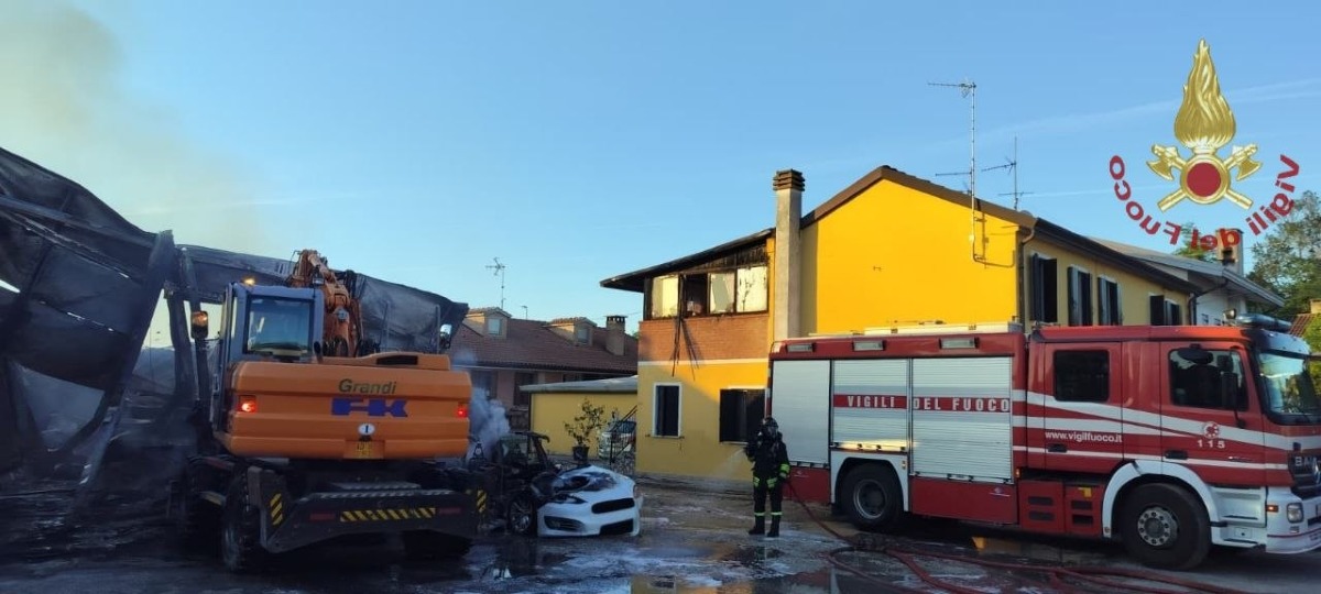 INCENDIO OFFICINA