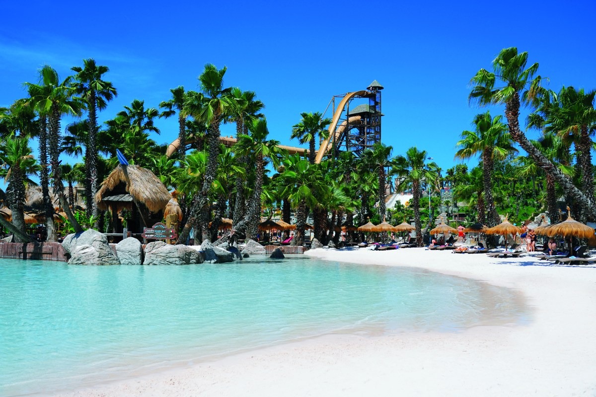 Caribe Bay riapre il 30 maggio a Jesolo con minigolf, show e parco smoking-free