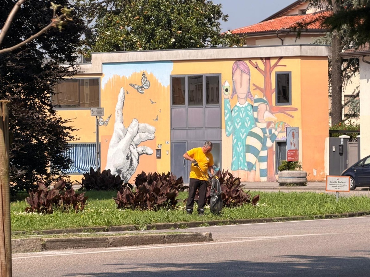 Padova, pulizia a Borgomagno: raccolti 50 chili di rifiuti vicino alla stazione