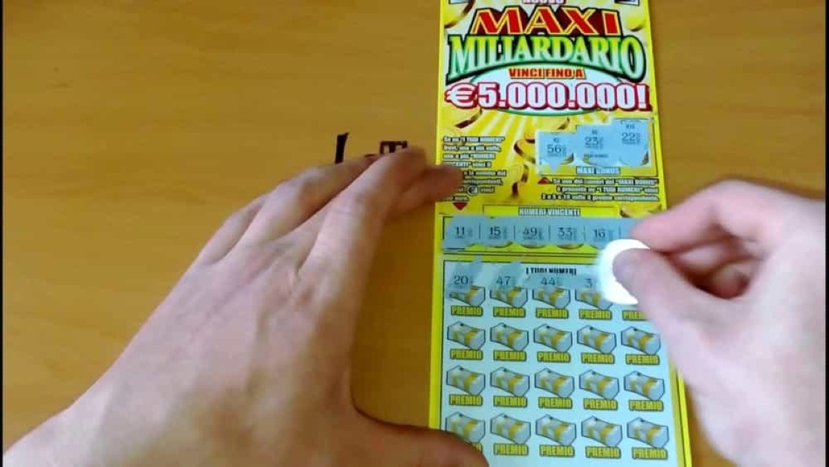 Gratta e Vinci fortunato a Pordenone: vinti 20mila euro con Maxi Miliardario New - 