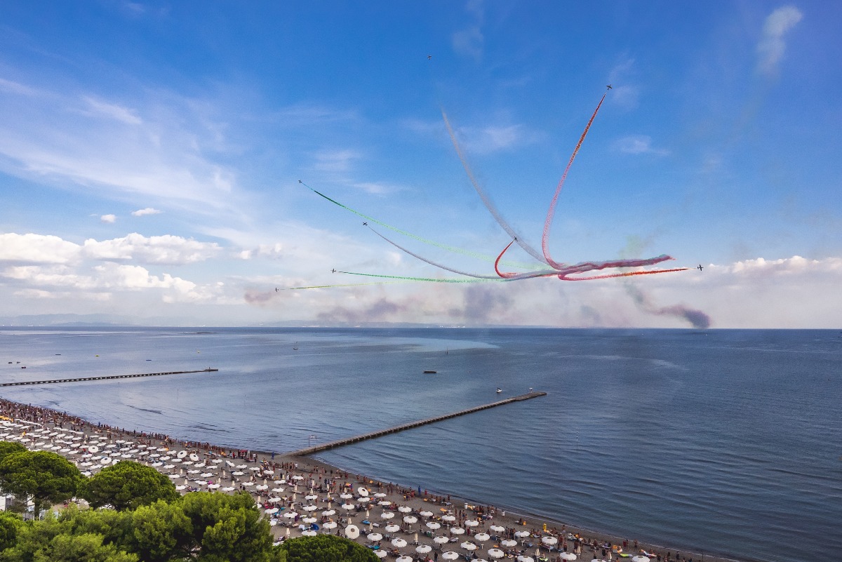 Frecce Tricolori a Grado, Bandiera Blu e Corpus Domini: guida al weekend del 6 e 7 giugno - Ivan Regolin foto