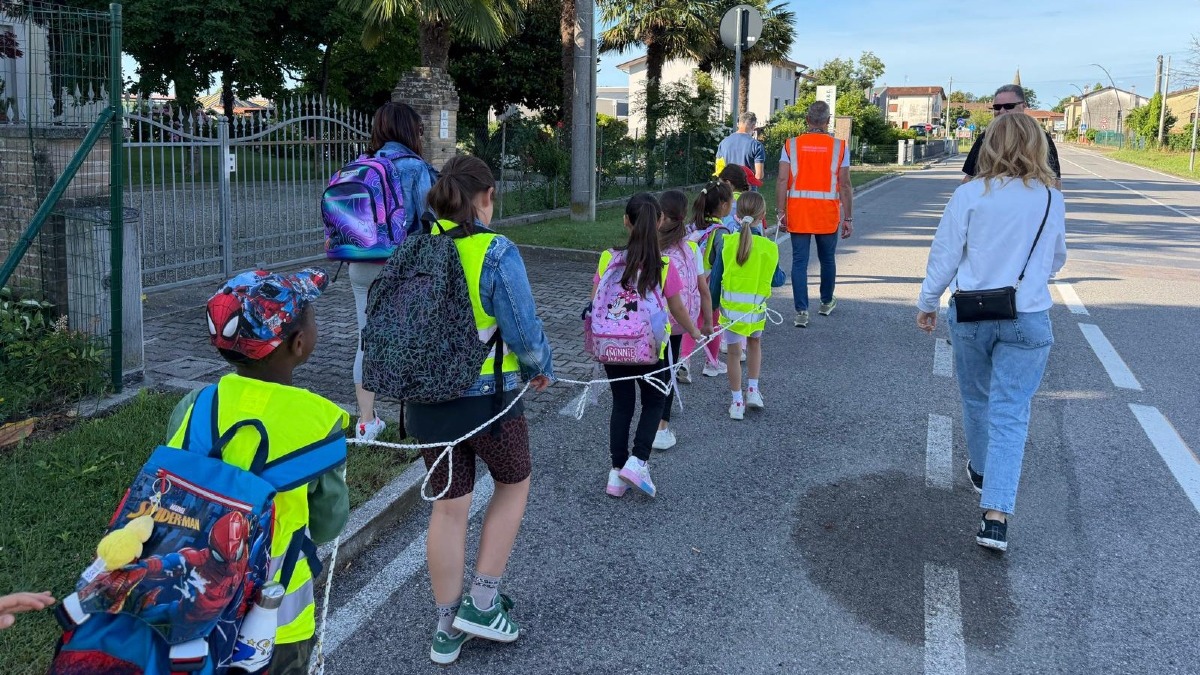 Bagnarola, parte il Pedibus per la primaria Cicuto: prova fino al 9 giugno - 