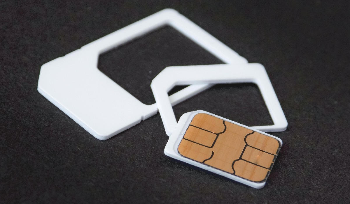 Addio alle vecchie schede in plastica: ecco come i chip integrati stanno rivoluzionando i nostri smartphone - 